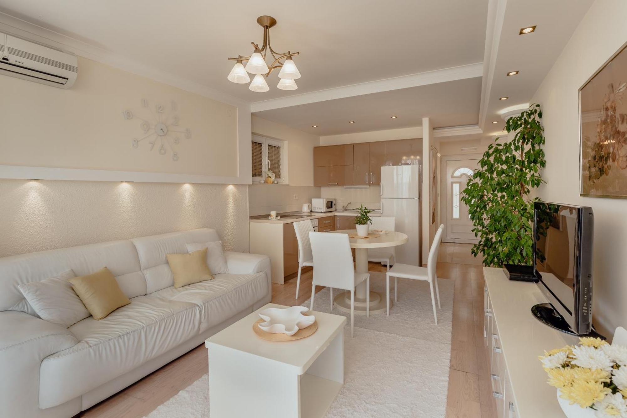 Apartments Porobic Herceg Novi Bagian luar foto